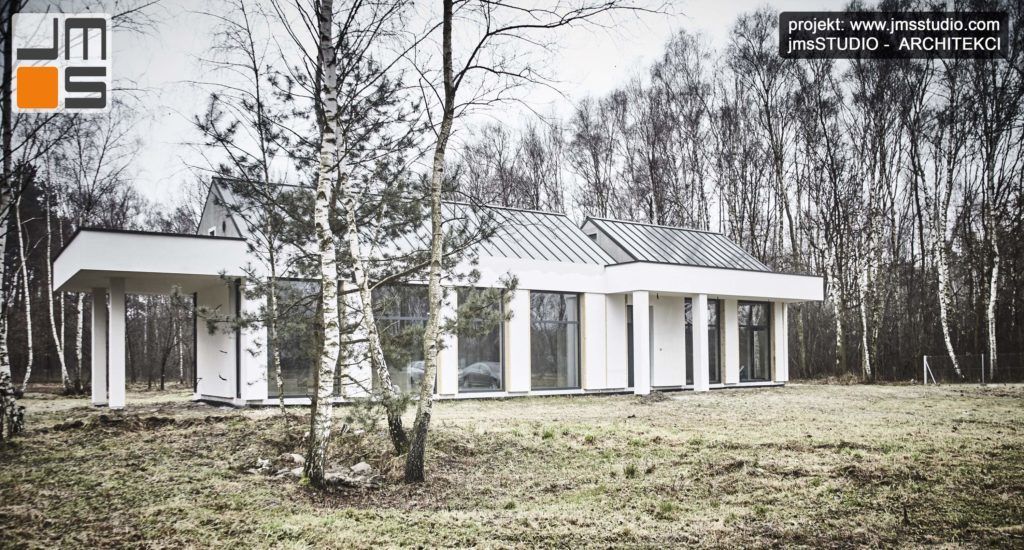 2017 12 architekt krakow realizacja projektu w brzesku prosty nowoczesny projekt domu z duzymi przeszkleniami 1024x550